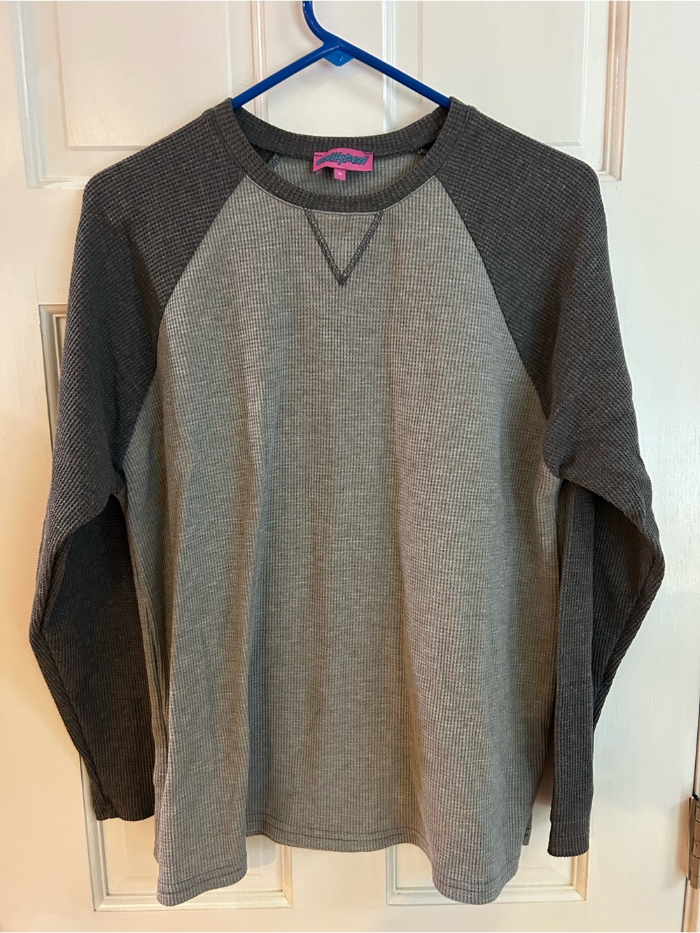 WoMen's Two-Tone Grey Waffle Raglan Sweater
